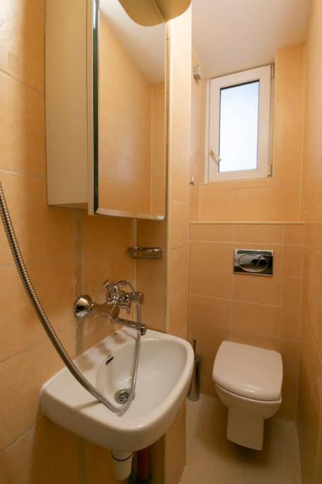Loft Studio In The City Center Apartment Sofia Exterior foto